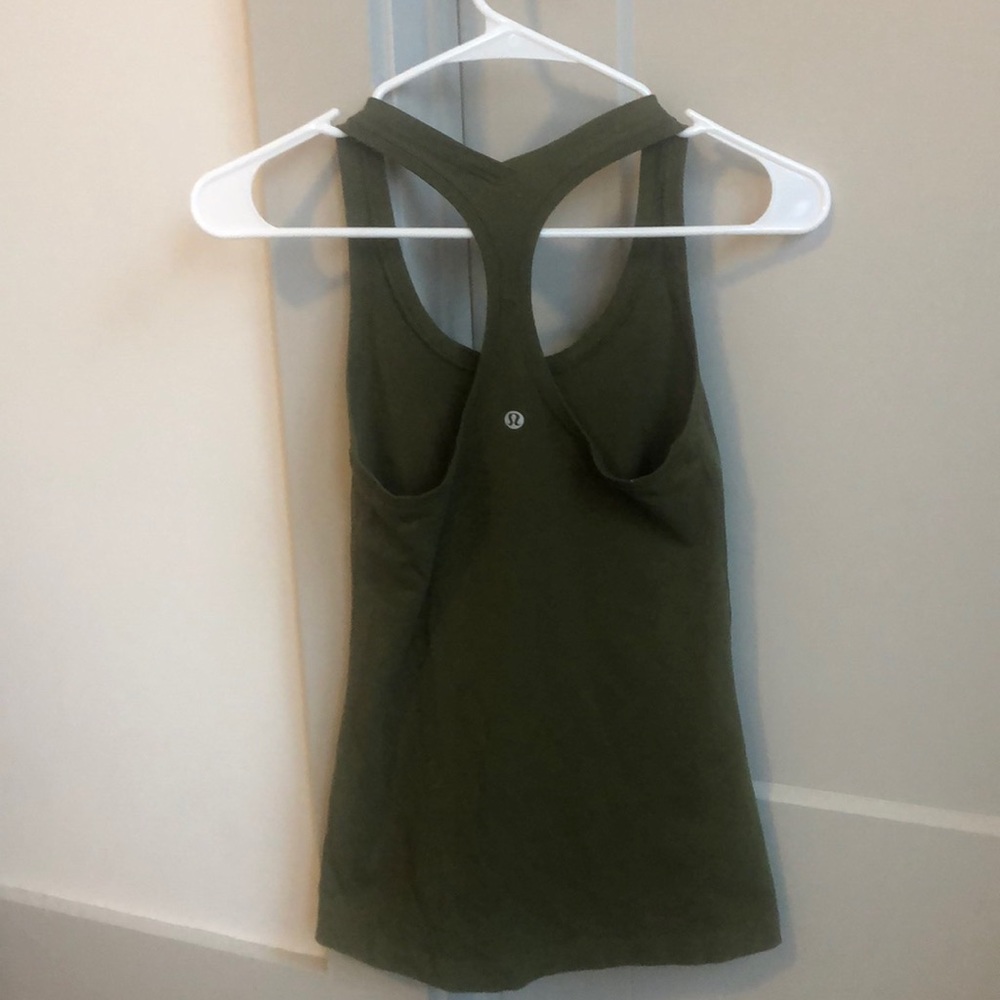 Green lululemon tank size 6